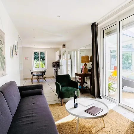 Le Bien-etre Jacuzzi Piscine Chauffee Privee Du Tarn Entre Toulouse Et Albi & Les Du Tarn 度假居 Peyrole