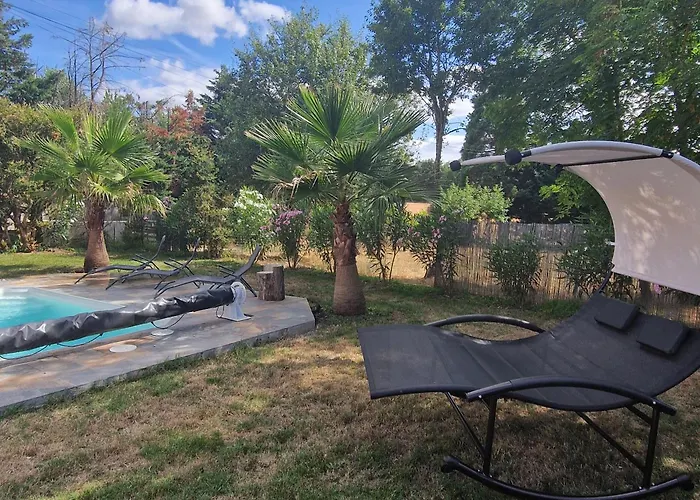 Дом отдыха Le Bien-etre Jacuzzi Piscine Chauffee Privee Du Tarn Entre Toulouse Et Albi & Les Du Tarn Peyrole