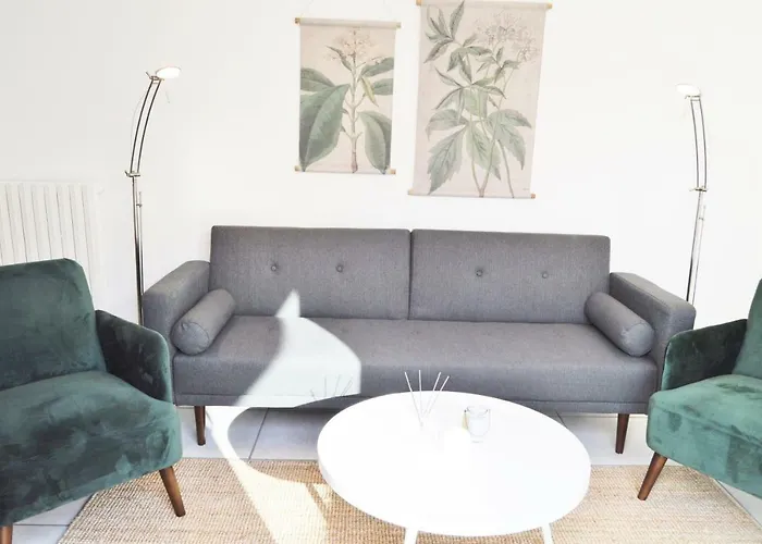 Дом отдыха Le Bien-etre Jacuzzi Piscine Chauffee Privee Du Tarn Entre Toulouse Et Albi & Les Du Tarn *