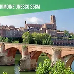 Le Bien-etre Jacuzzi Piscine Chauffee Privee Du Tarn Entre Toulouse Et Albi & Les Du Tarn *