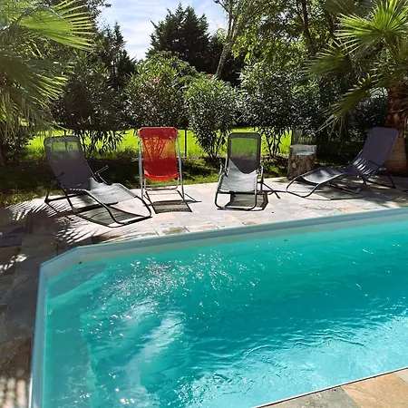 Bien-etre Jacuzzi Piscine Chauffee 7p Tarn Feriehus Peyrole